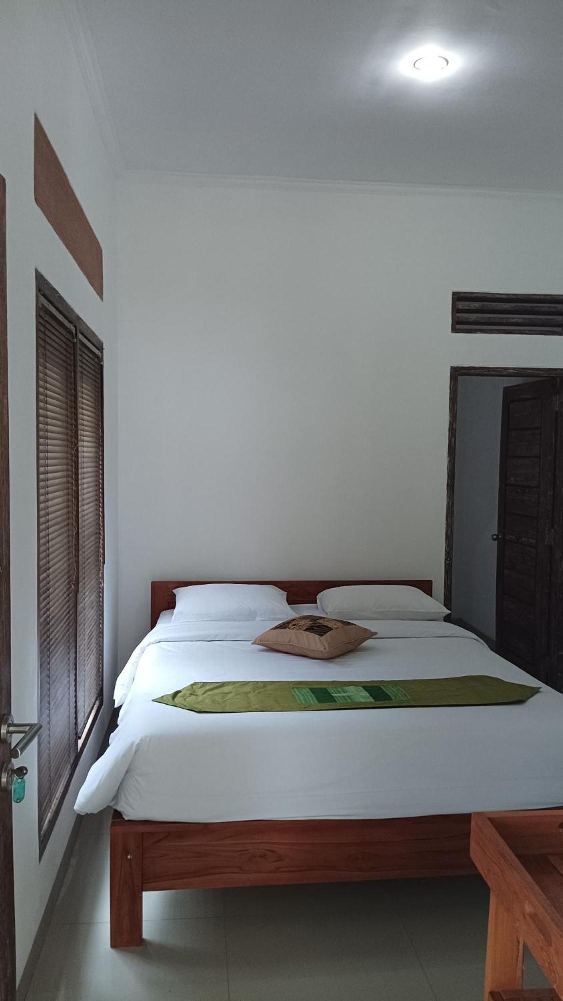 Araminth Guest House And Spa Lovina Exteriör bild